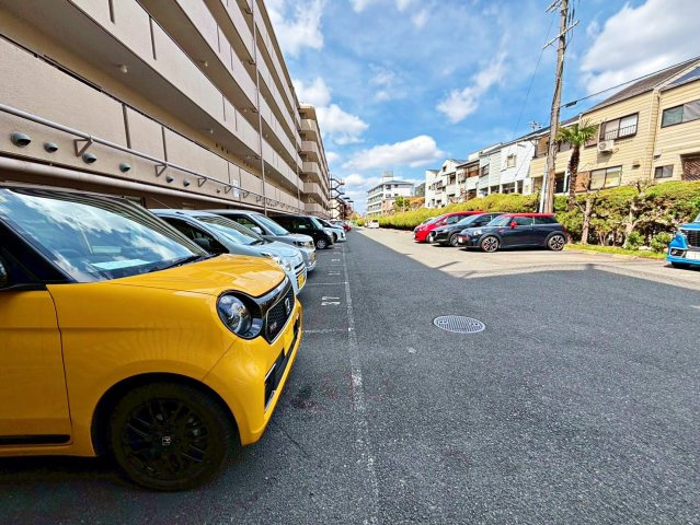 シティハイツ古川橋の駐車場