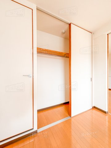 すかる梅満の内装