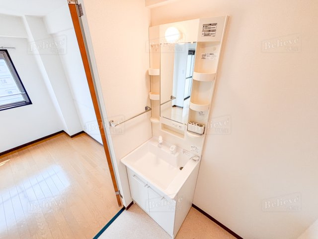 すかる梅満の内装