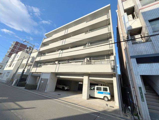 ボンエルフの外観