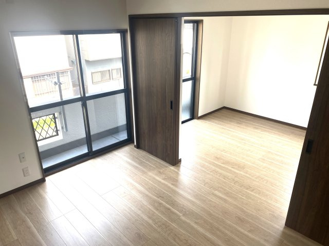 倉治3丁目 戸建の洋室