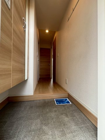 シャロン明石の玄関