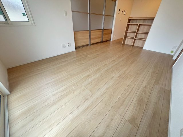 シャロン明石のその他