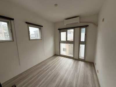 【洋室】 | タウンハウス夙川C棟