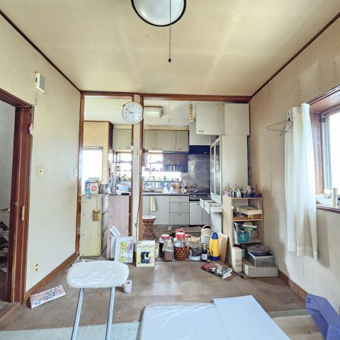 高崎市井出町499-11の居間・リビング