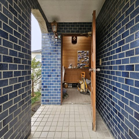 高崎市井出町499-11の玄関