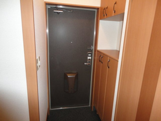 【玄関】 | プランドール・カネキB棟 | 玄関