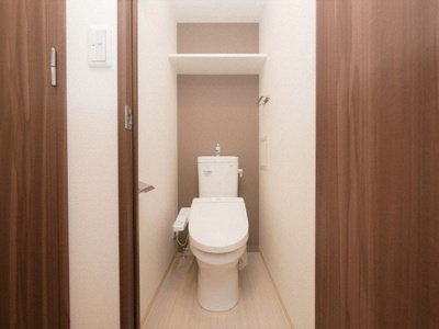 【トイレ】 | プレサンス谷町七丁目Ⅱ | ゆったりとした空間のトイレです
