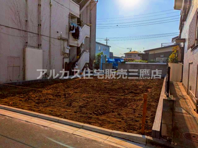 三鷹市上連雀９丁目 中央線 三鷹駅 新築戸建の外観|8月31日撮影