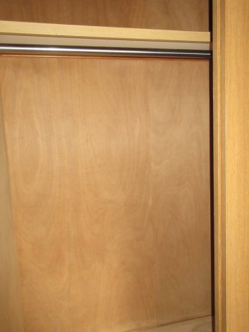 アール・クリエイト星が丘の収納|西側洋室収納