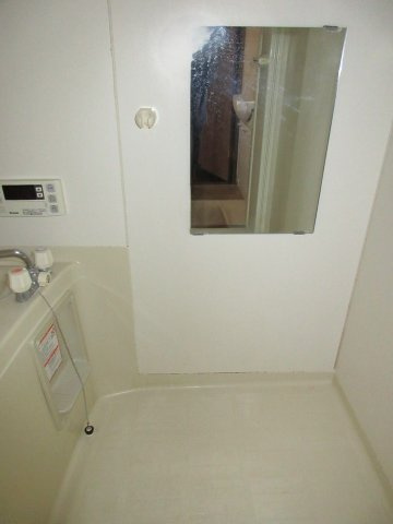 アール・クリエイト星が丘の浴室