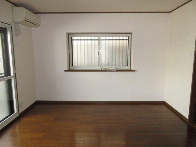 アール・クリエイト星が丘の居間・リビング