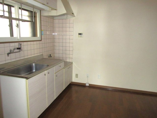 アール・クリエイト星が丘のキッチン