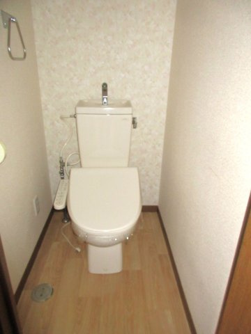 アール・クリエイト星が丘のトイレ|洗浄機能付き暖房便座