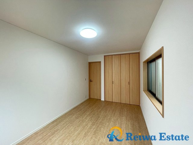 中古戸建　茅ヶ崎市ひばりが丘の洋室|全居室に収納を完備しておりますので、居室を有効活用出来ます。