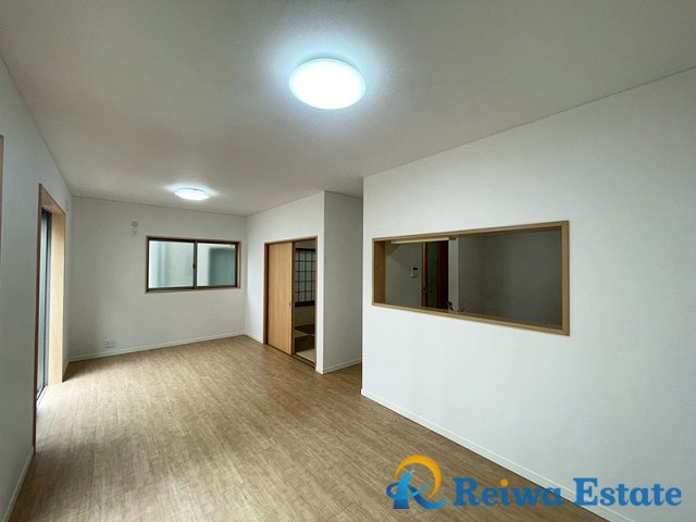 中古戸建　茅ヶ崎市ひばりが丘の居間・リビング