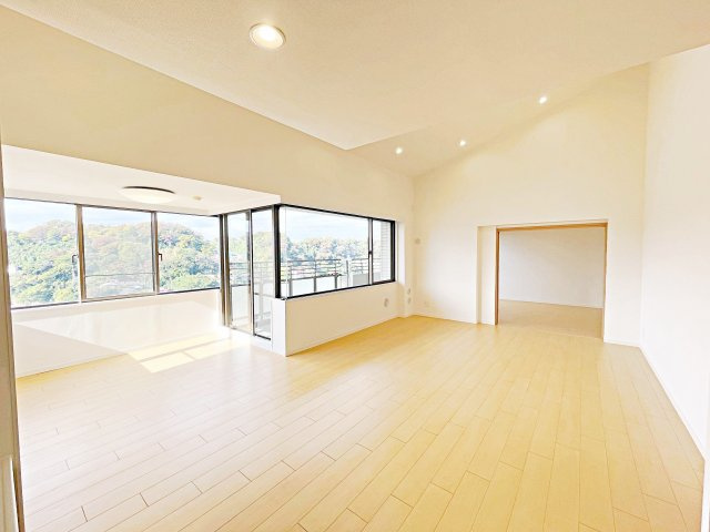 コモンヒルズ安針台海の手一番館