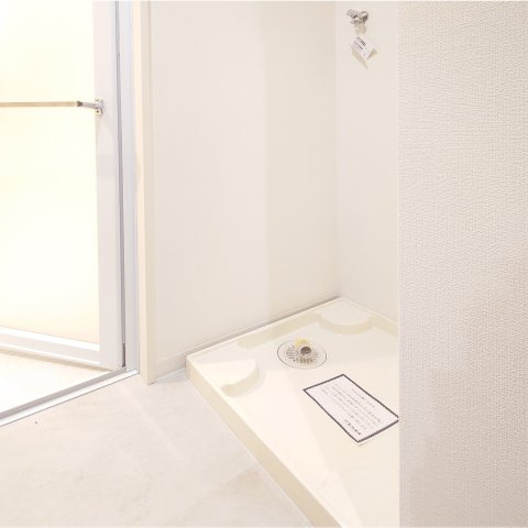 レイディアント横濱ユーロヒルズのランドリースペース