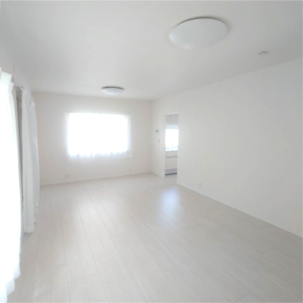 横浜市青葉区美しが丘西二丁目戸建の居間・リビング