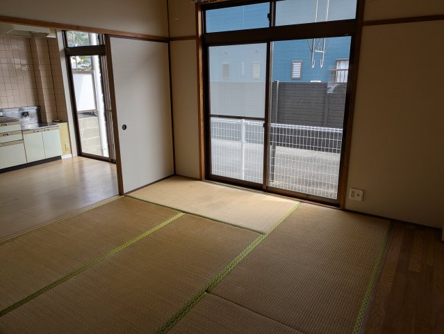 タナカハウスⅢの和室|フローリングだけでなく、和室もあります