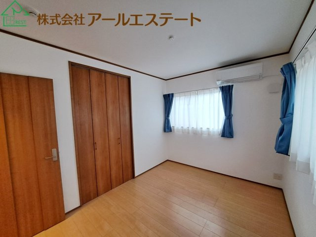 加古川市加古川町北在家　　山陽電鉄「尾上の松駅」徒歩17分の洋室
