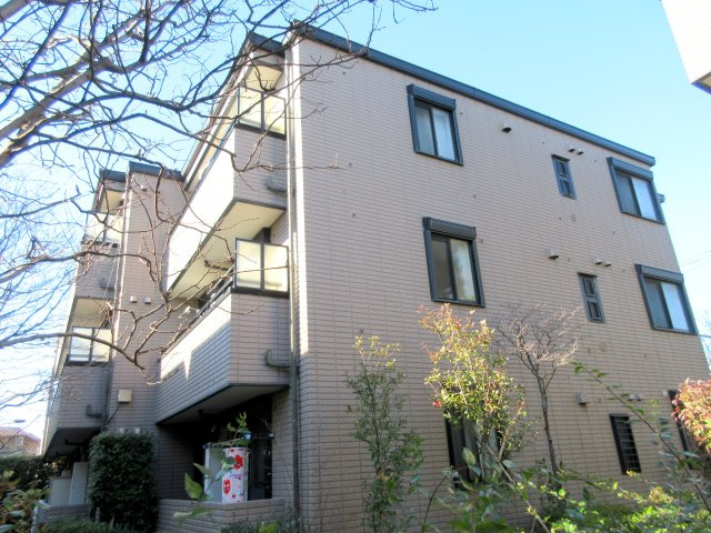 ラ　スタジオーネ都立家政　Ｂ棟の外観