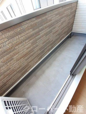 【バルコニー】 | ラヴィエール