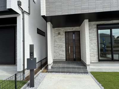 【エントランス】 | 松戸市中和倉新築戸建（馬橋28期） | エントランス・玄関ポーチ