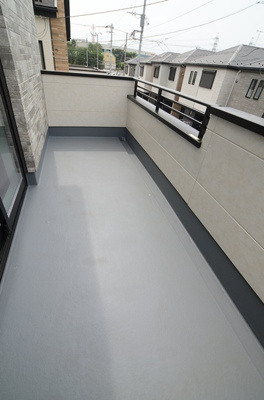 【バルコニー】 | 海老名市杉久保南３丁目 新築戸建て 全3棟【仲介手数料無料】