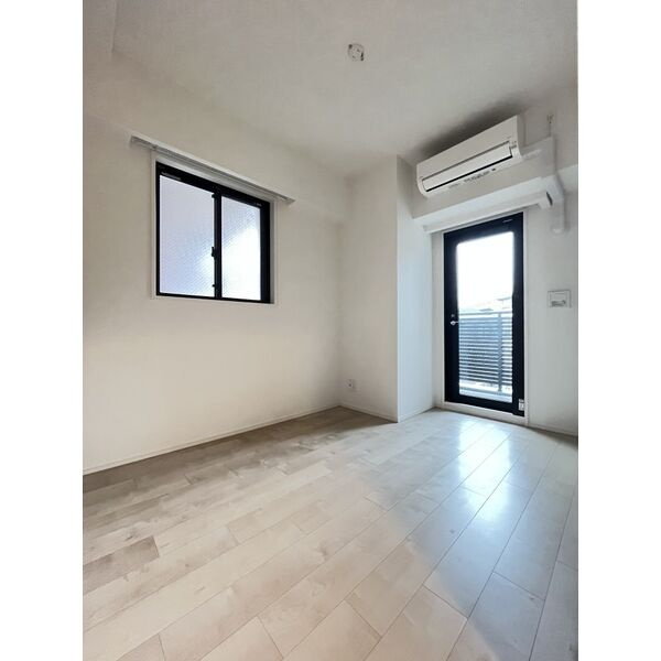 スプランディッドVIII(エイト)の洋室