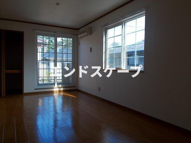 ハーバルパークの居間・リビング|高崎、前橋のお部屋探しはエンドスケープまで！お客様の理想お聞かせ下さい♪