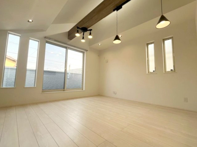 杉並区下井草3丁目　2019年築×新規リフォーム　駅チカ中古戸建