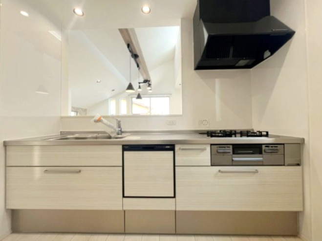 杉並区下井草3丁目　2019年築×新規リフォーム　駅チカ中古戸建のキッチン
