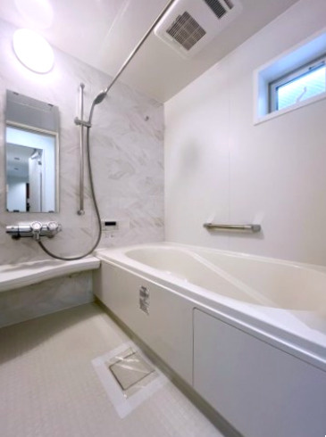 杉並区下井草3丁目　2019年築×新規リフォーム　駅チカ中古戸建の浴室