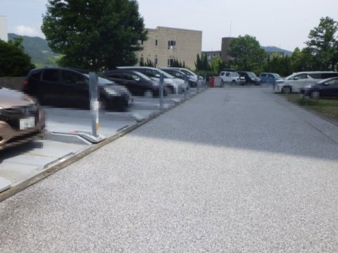 Ａｃｉｔｙタワーズイースト・ウィング棟の駐車場