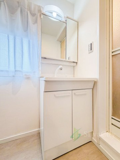 【ランドリースペース】 | 板橋ハイツウィスタリア | 洗濯機置き場