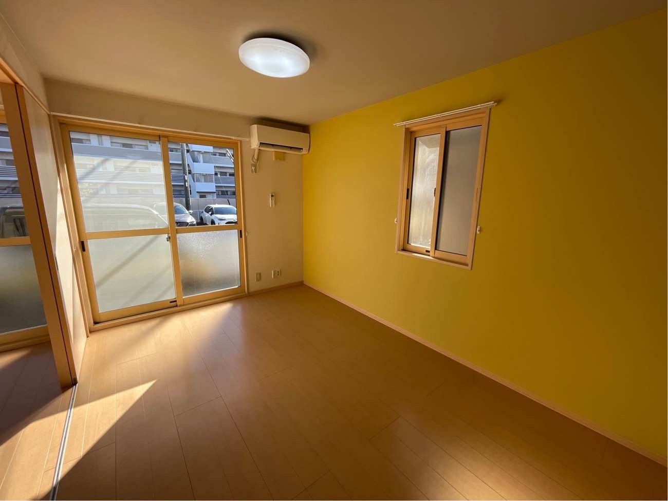 サンプレイスBの居間・リビング