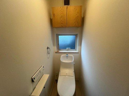 安芸郡海田町南幸町１のトイレ|防音仕様の音楽ルーム完備！素敵な造作家具付き☆
ＷＩＣ完備☆並列駐車２台可◎