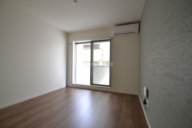 アドバンス中広町の居間・リビング