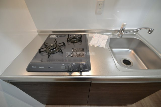 アドバンス中広町のキッチン