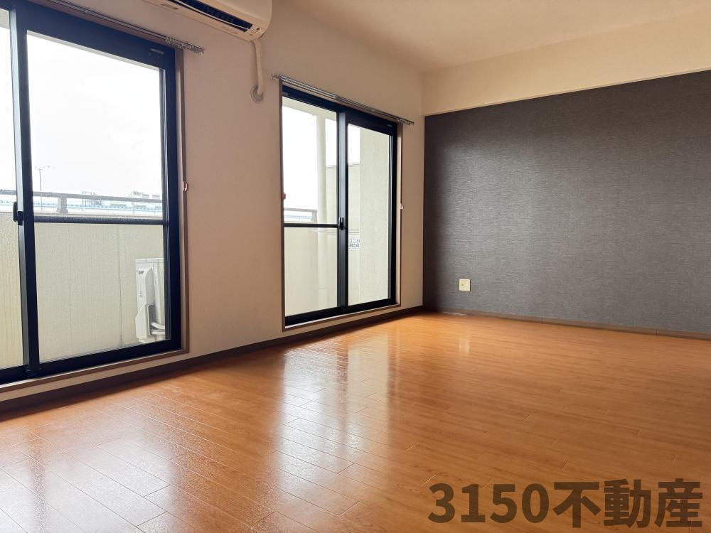 ハイツ南の居間・リビング