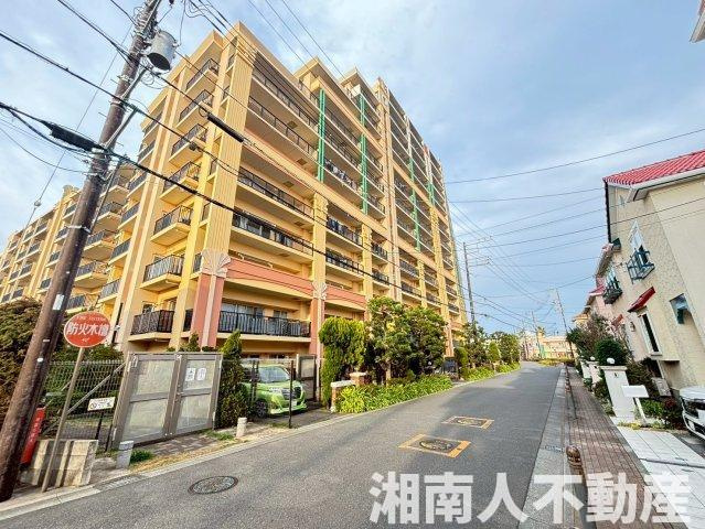 ココタウンヒルトップマリーナの外観