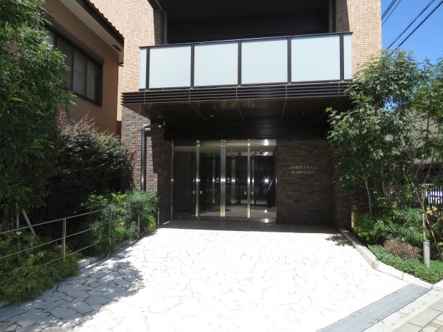 アンビシャス川越のエントランス