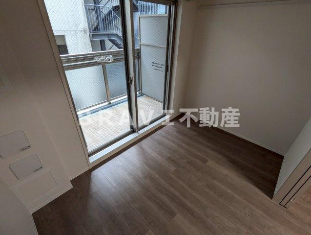 エスリードレジデンス大阪谷町ザ・マークス BRAVI不動産の洋室