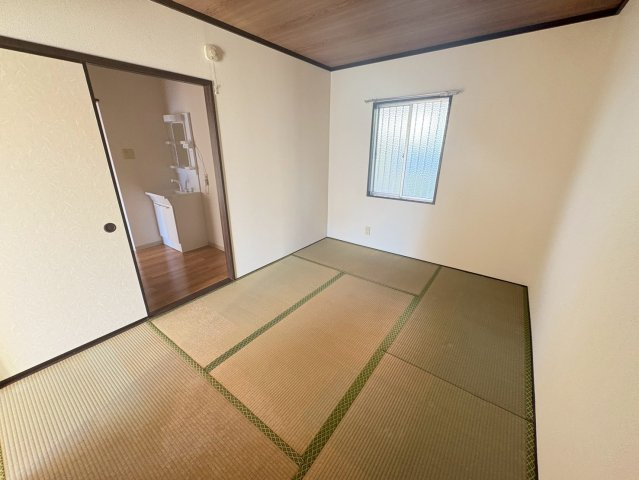 ドルフ石井Ｂ棟の和室