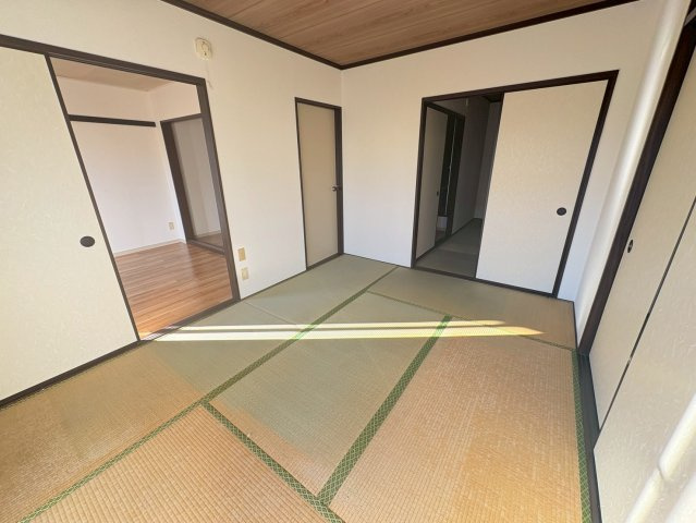 ドルフ石井Ｂ棟の和室