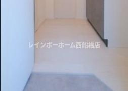 エテルノヴァローレ船橋の玄関