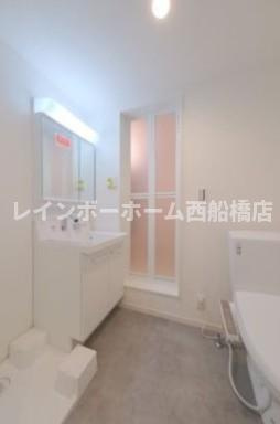 エテルノヴァローレ船橋の独立洗面台