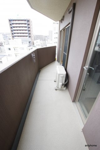 レシェンテ西梅田　仲介手数料無料のバルコニー
