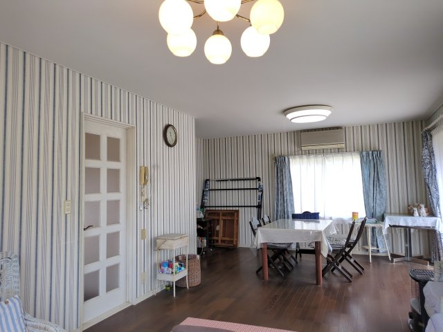 【居間・リビング】 | 山武市松ヶ谷ロ　中古戸建
